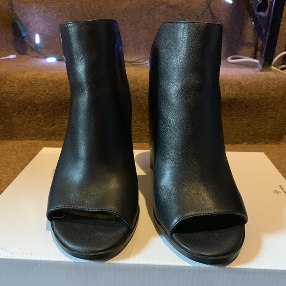 Tilt- black booties - Picture 3 of 5